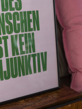  Studio Nikolai Dobreff